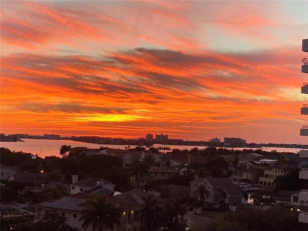 5940 PELICAN BAY PLAZA S UNIT 904 GULFPORT, FL 33707