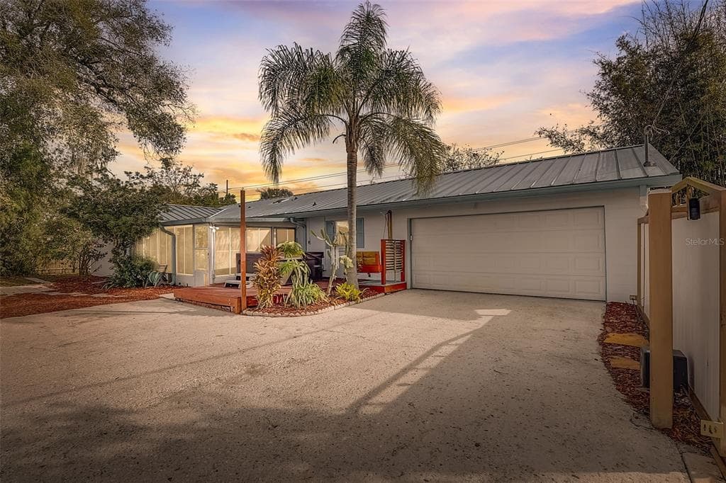 14235 21ST STREET DADE CITY, FL 33525