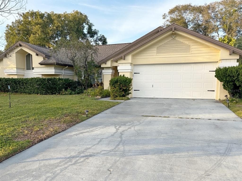 1533 CUMBERLAND COURT W PALM HARBOR, FL 34683