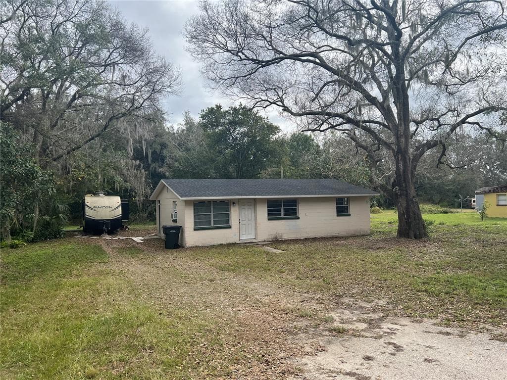 2245 PUMP ROAD MULBERRY, FL 33860