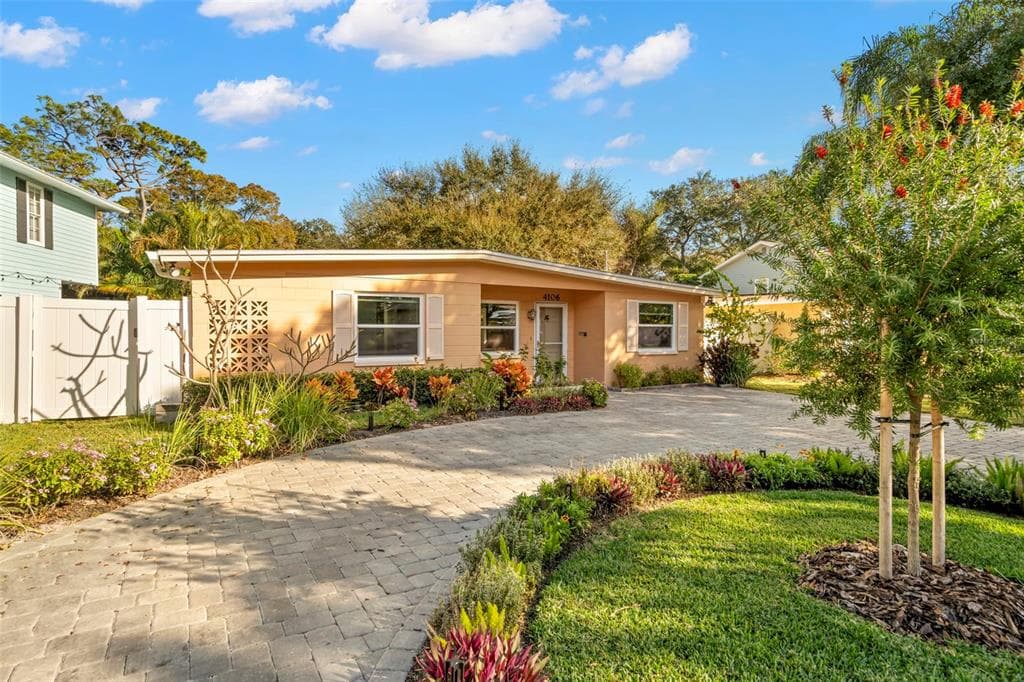 4106 S DREXEL AVENUE TAMPA, FL 33611