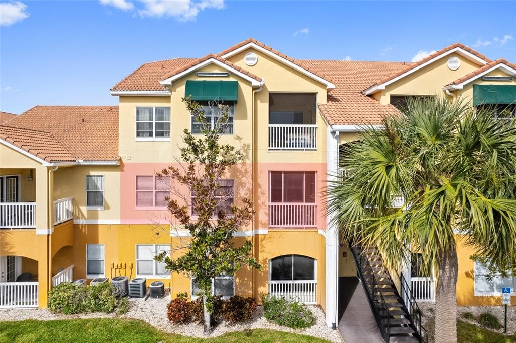 10764 70TH AVENUE UNIT 6203 SEMINOLE, FL 33772
