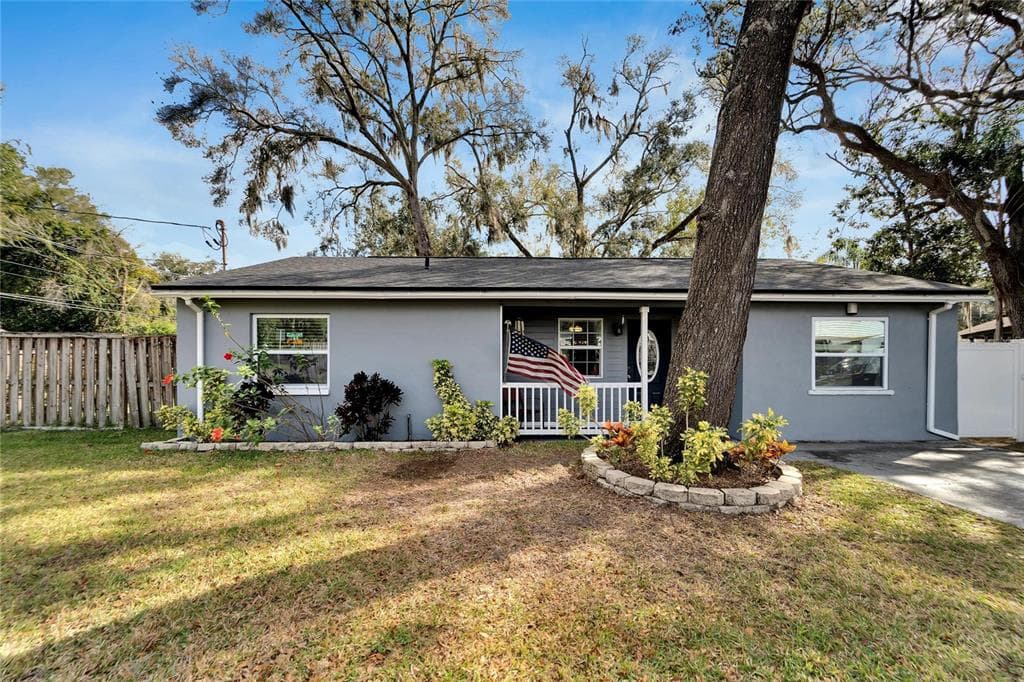 2602 FAIRVIEW AVENUE SEFFNER, FL 33584