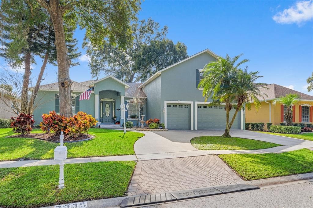 2335 VALRICO FOREST DRIVE VALRICO, FL 33594