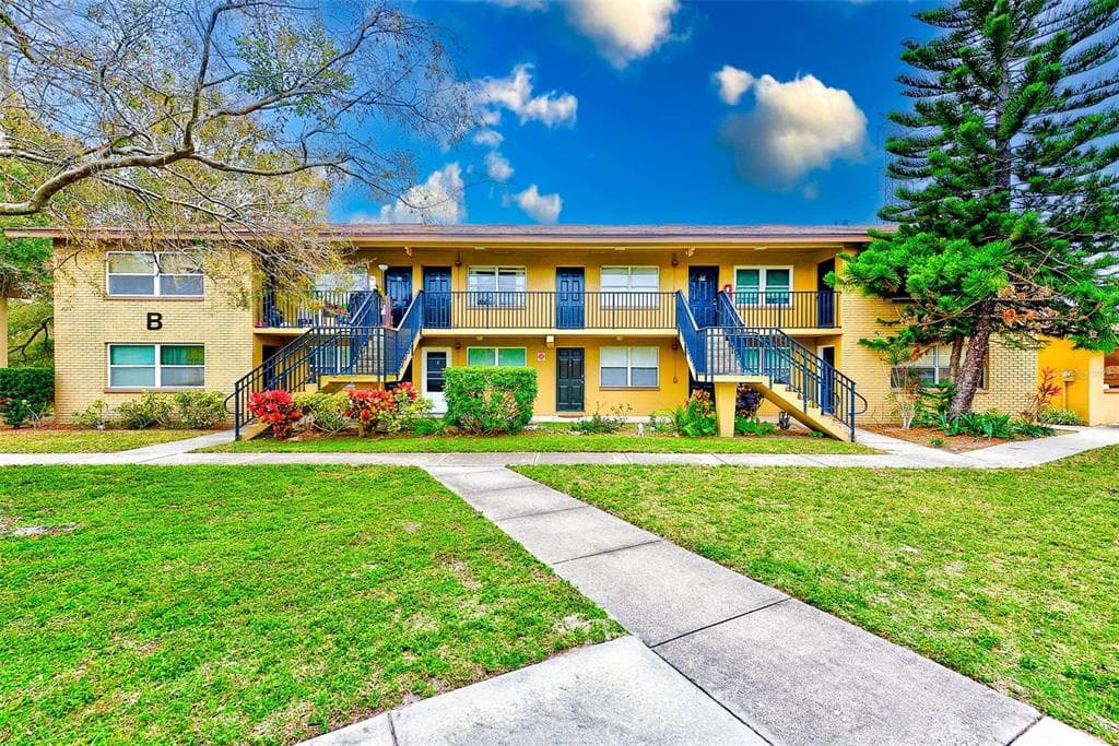 2500 HARN BOULEVARD UNIT B9 CLEARWATER, FL 33764