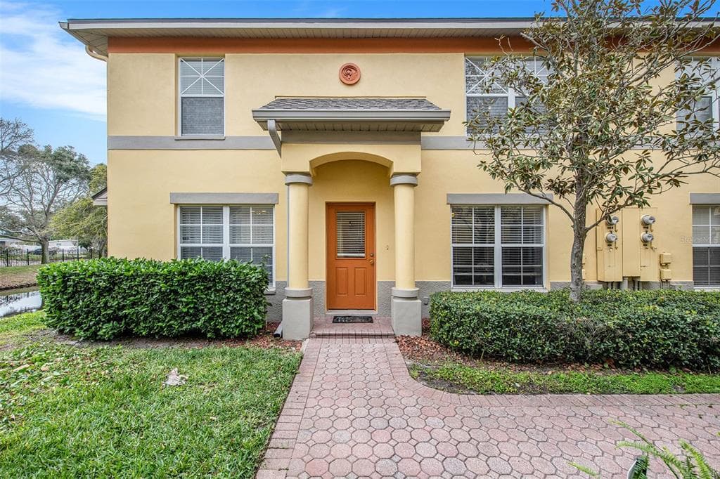 140 COQUINA BAY DRIVE ST PETERSBURG, FL 33705