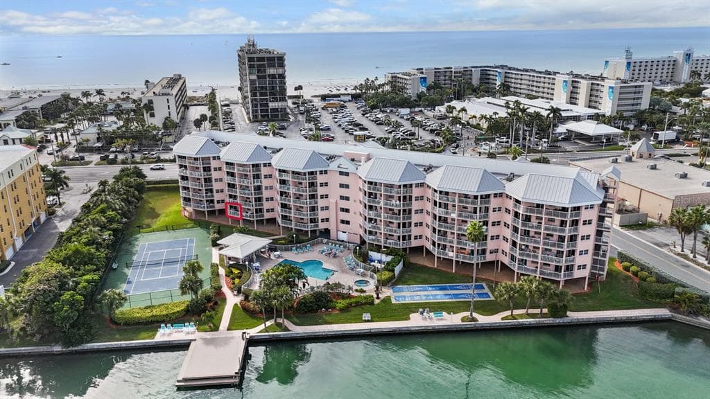 5445 GULF BOULEVARD UNIT 210 ST PETE BEACH, FL 33706