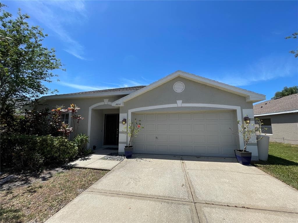 8606 TIDAL BAY LANE TAMPA, FL 33635