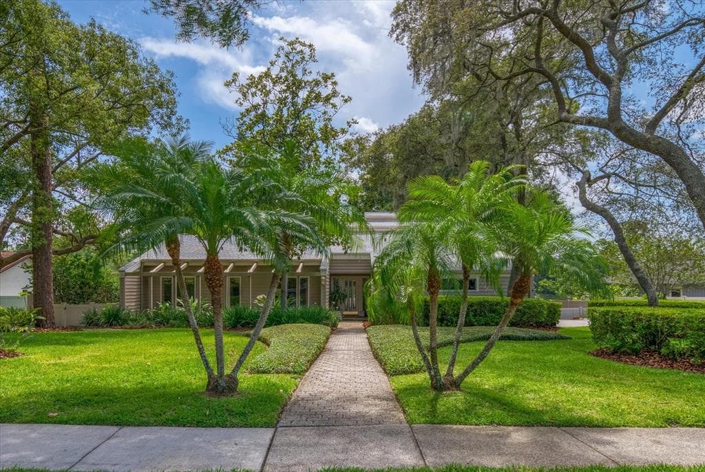 3148 AUTUMN DRIVE