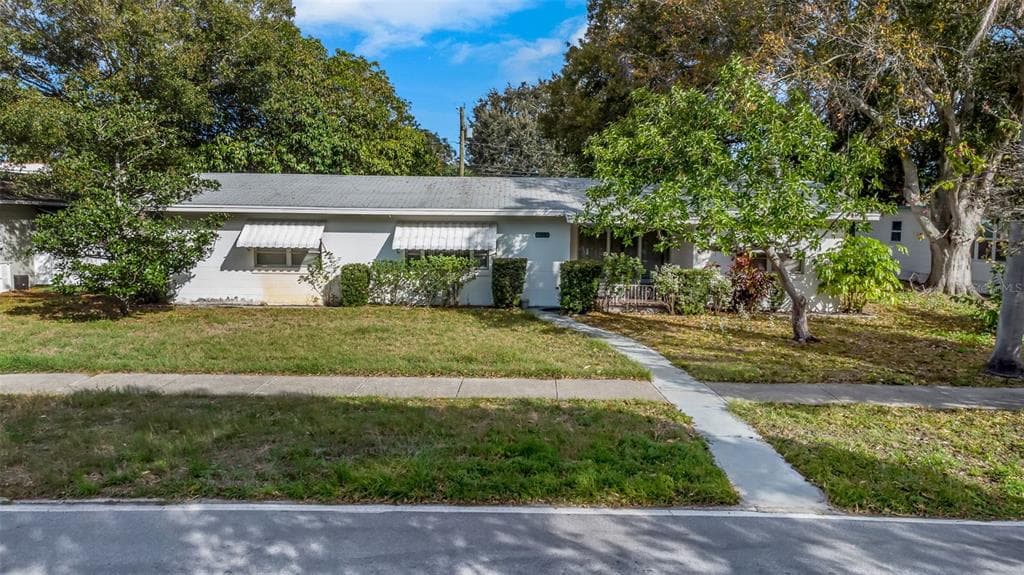 6113 11TH AVENUE S GULFPORT, FL 33707