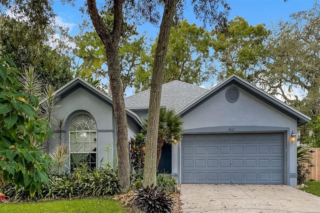 4021 QUAIL BRIAR DRIVE VALRICO, FL 33596