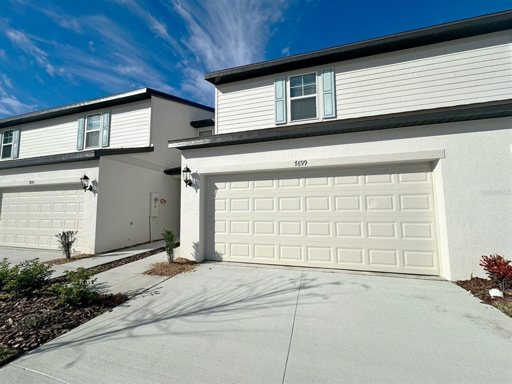 7699 IMAGINATION PLACE WESLEY CHAPEL, FL 33545