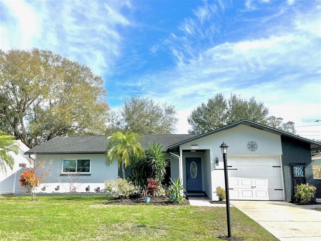 2520 BRAMBLEWOOD DRIVE E
