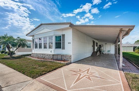3211 SOUTHPORT DRIVE