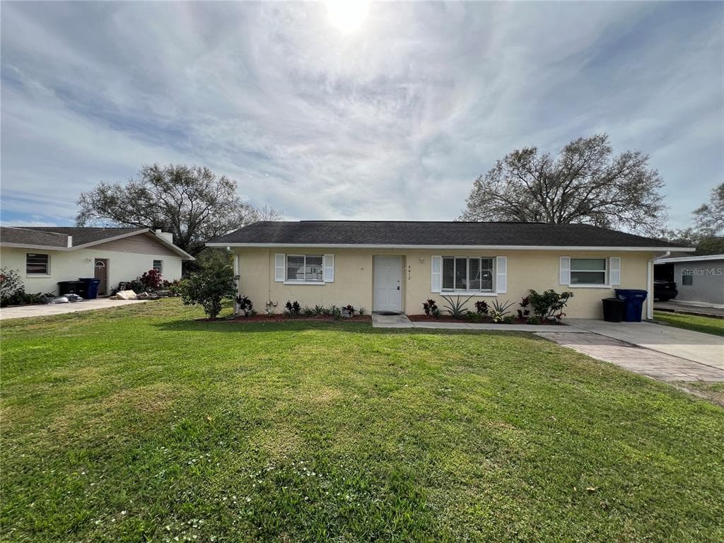 4612 34TH AVENUE E BRADENTON, FL 34208