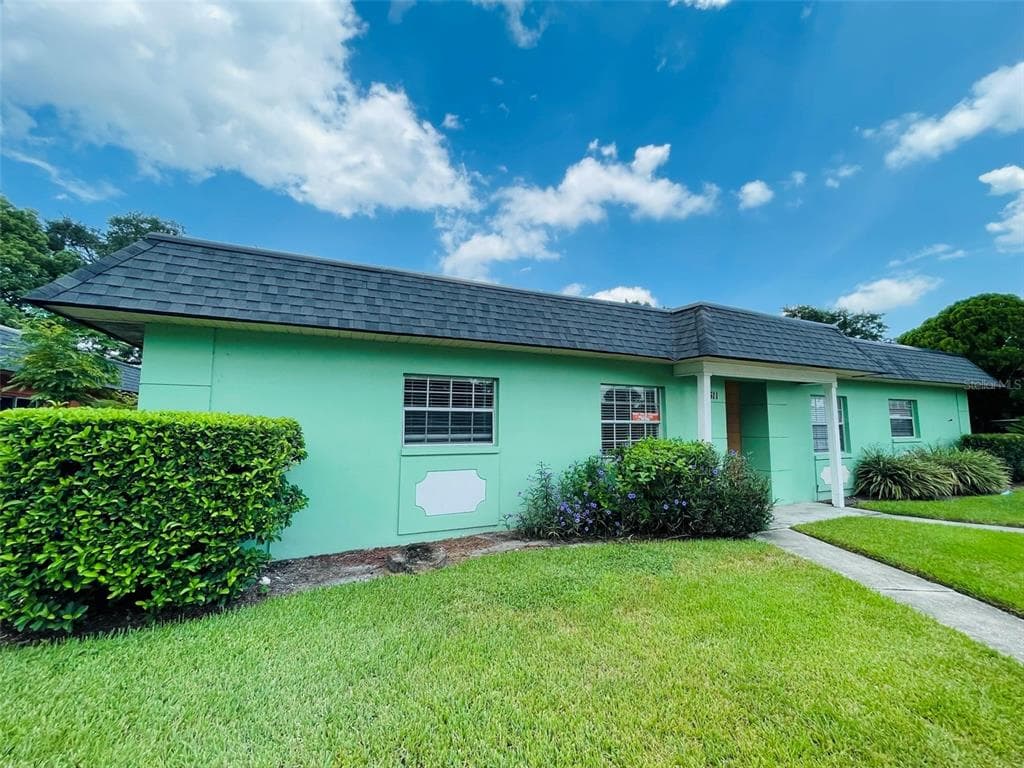 511 DUCHESS COURT LAKELAND, FL 33803