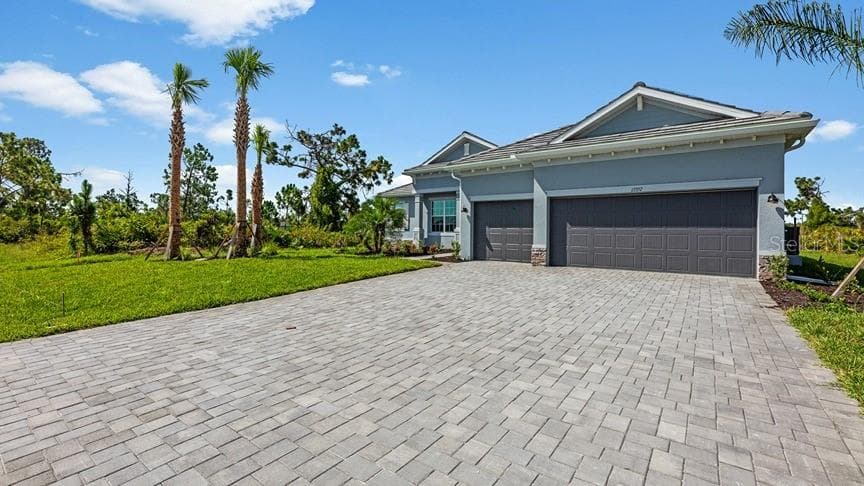 13357 GERSHWIN LANE PORT CHARLOTTE, FL 33981