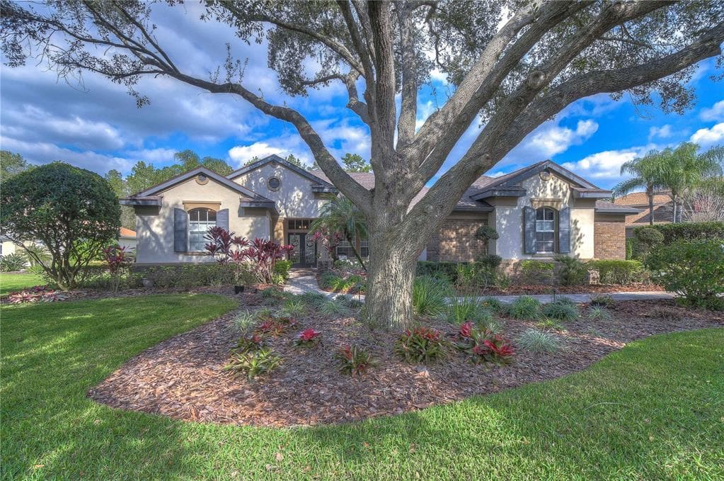 5914 FLATWOODS MANOR CIRCLE LITHIA, FL 33547
