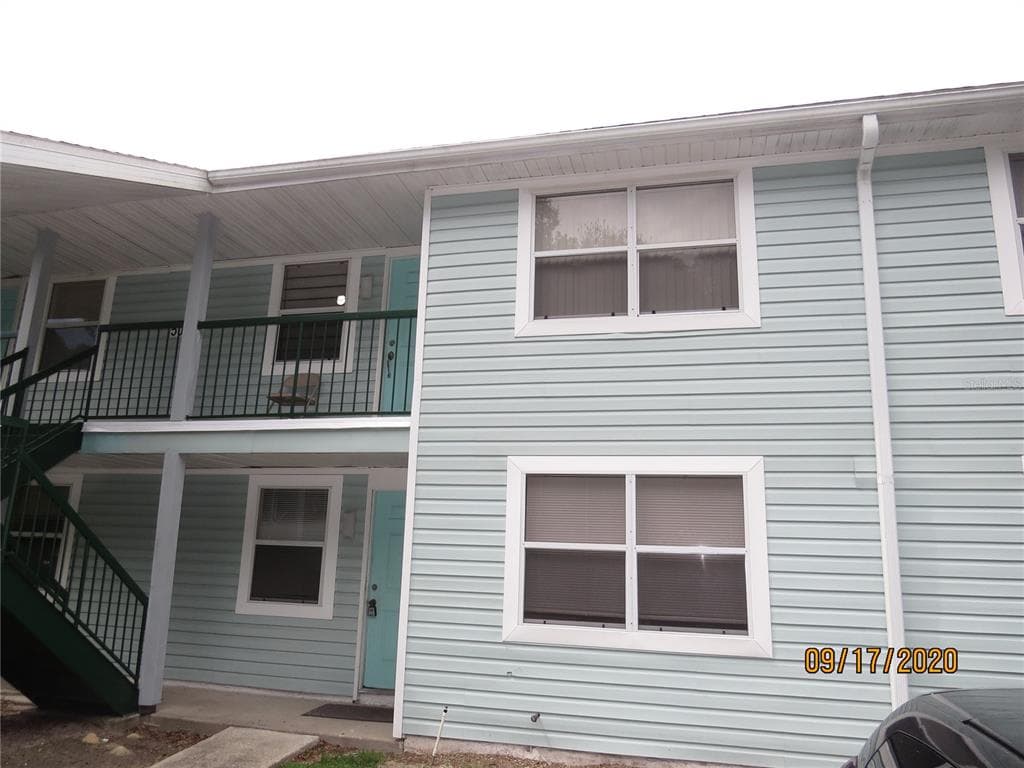 5022 TERRACE PALMS CIRCLE UNIT 101 TAMPA, FL 33617