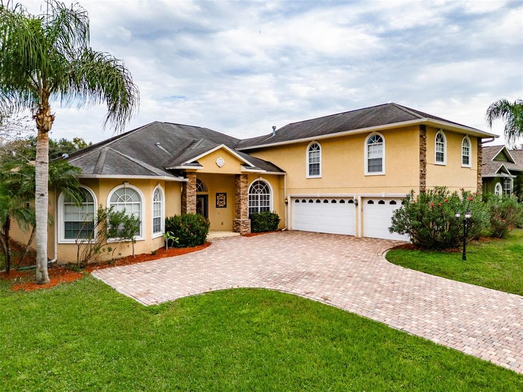501 PLANTERS WOOD COURT
