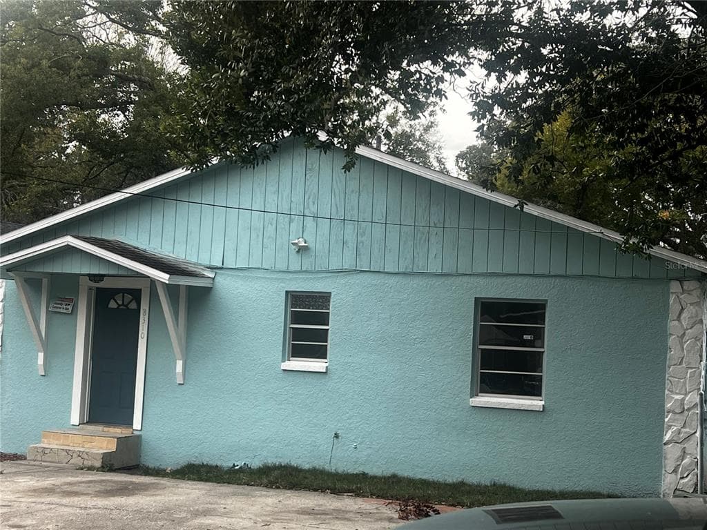 8310 N MARKS STREET TAMPA, FL 33604