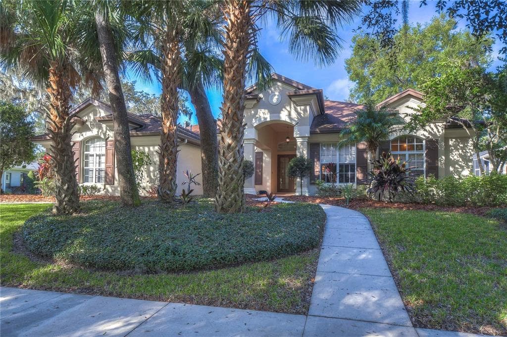 15811 SORAWATER DRIVE LITHIA, FL 33547