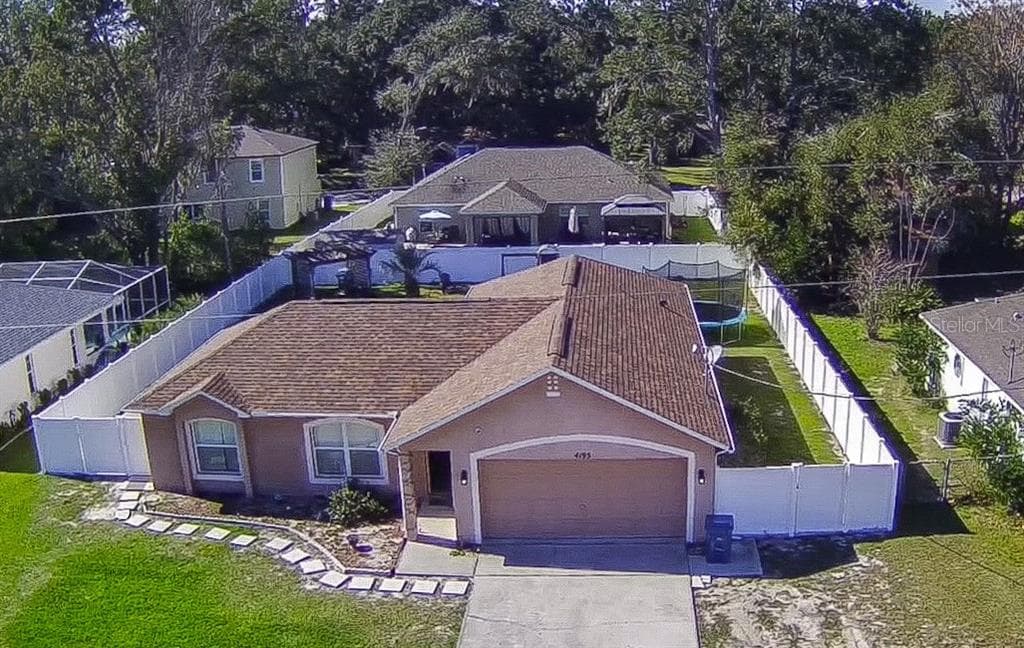 4195 COURTS COURT SPRING HILL, FL 34609