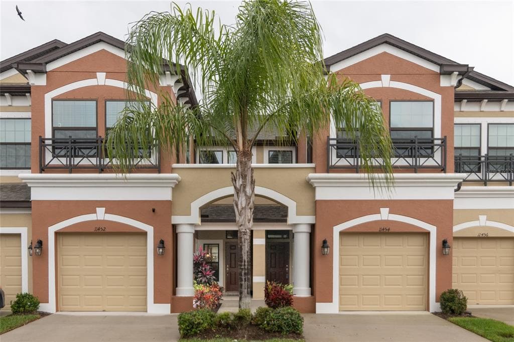 11452 CROWNED SPARROW LANE TAMPA, FL 33626