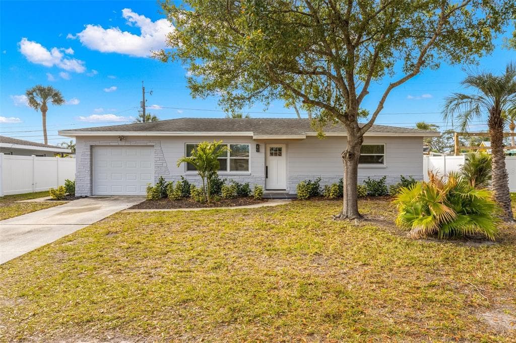 10480 127TH AVENUE LARGO, FL 33773