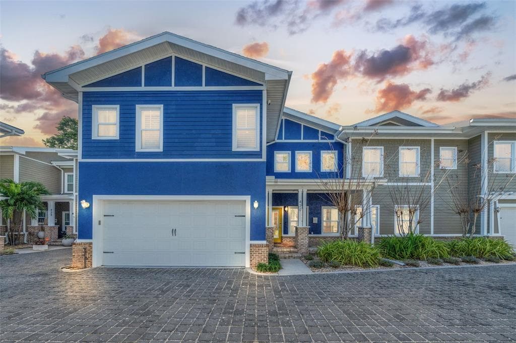 420 11TH AVENUE NE ST PETERSBURG, FL 33701
