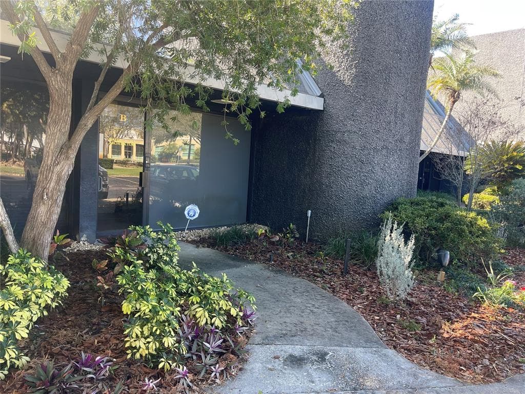 6740 CROSSWINDS DRIVE N UNIT B ST PETERSBURG, FL 33710