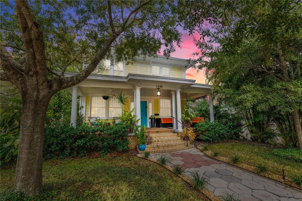 1245 26TH AVENUE N ST PETERSBURG, FL 33704