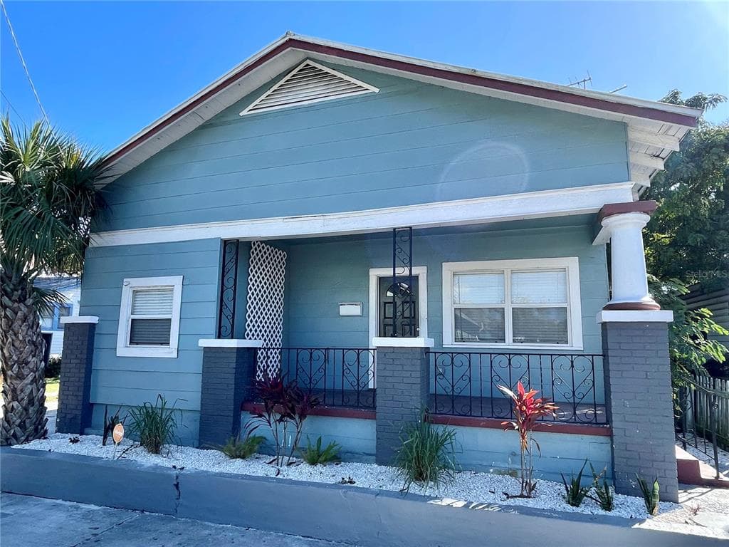 921 E 15TH AVENUE TAMPA, FL 33605