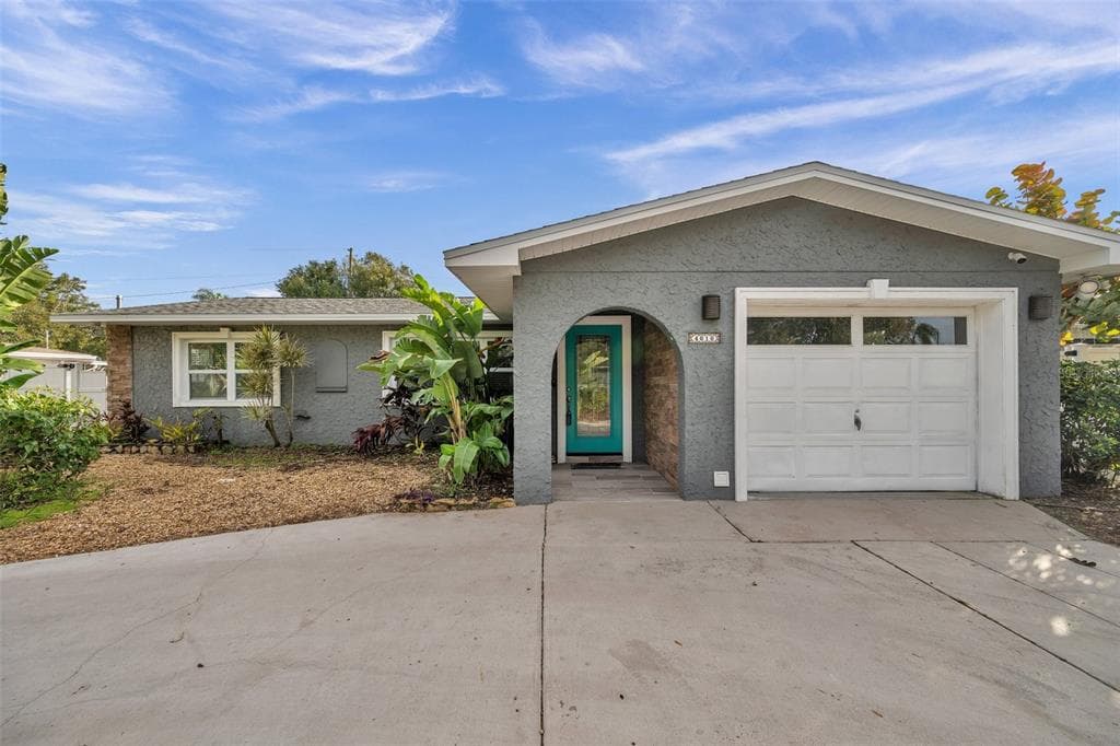 4010 29TH AVENUE N ST PETERSBURG, FL 33713