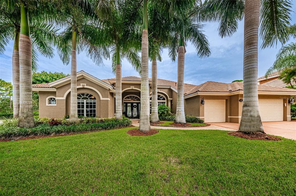 9423 BEACHBERRY PLACE N PINELLAS PARK, FL 33782