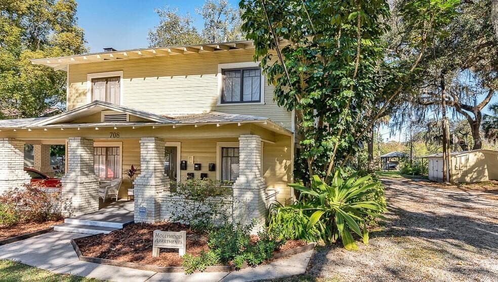 708 E HOLLYWOOD STREET UNIT 1 TAMPA, FL 33604