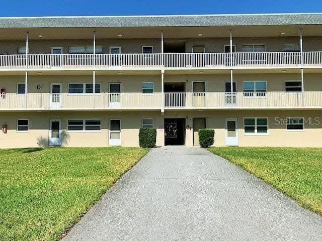 5725 12TH AVE N UNIT 205D ST PETERSBURG, FL 33710