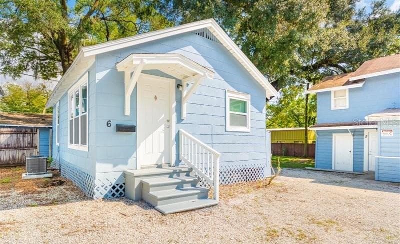 7707 N HUNTLEY AVENUE UNIT 3 TAMPA, FL 33604
