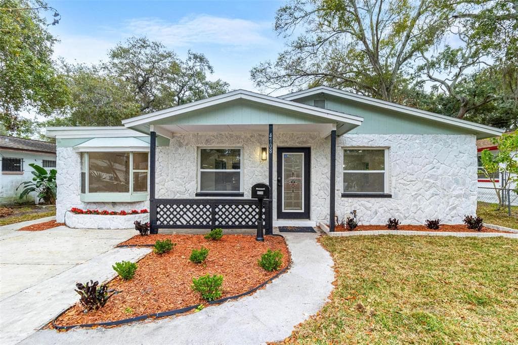 4708 25TH AVENUE S ST PETERSBURG, FL 33711