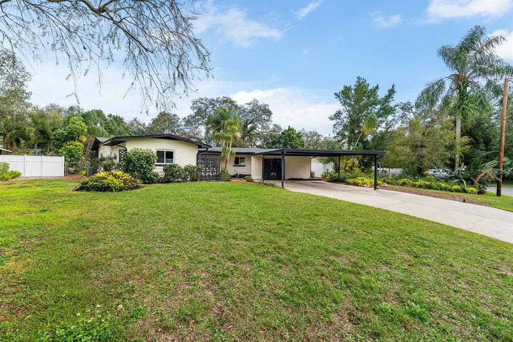 11325 VERONICA AVENUE TAMPA, FL 33612
