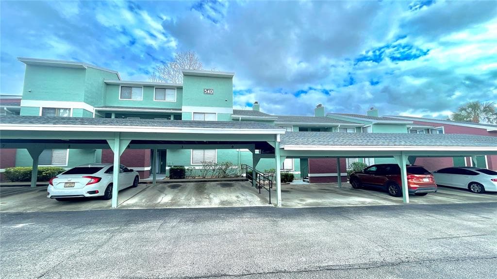 540 OLYMPIC VILLAGE UNIT 211 ALTAMONTE SPRINGS, FL 32714