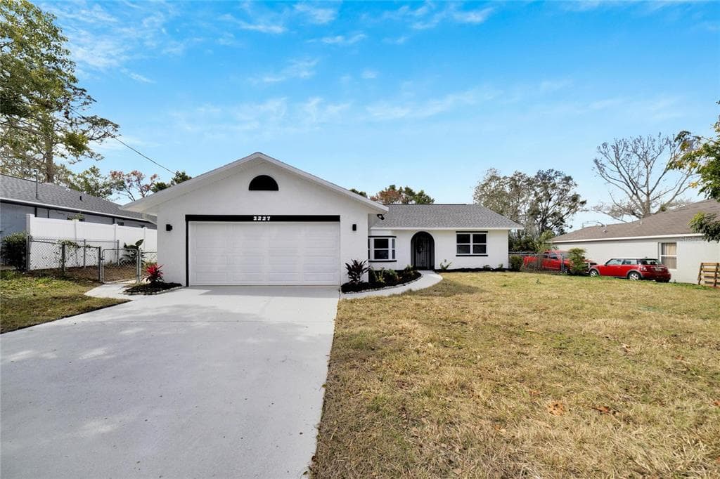 3227 LEMA DRIVE SPRING HILL, FL 34609