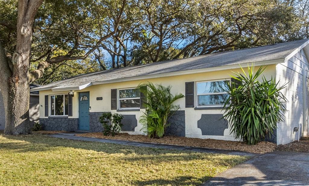 2021 POWDERHORN DRIVE CLEARWATER, FL 33755