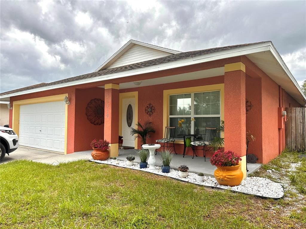 11112 HIDDEN BREEZE DR WIMAUMA, FL 33598