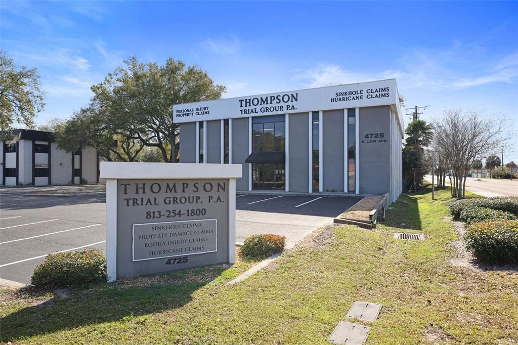 4725 N LOIS AVENUE TAMPA, FL 33614