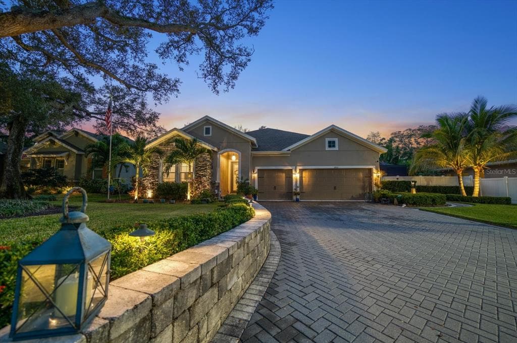 1466 ABERDEEN OAKS DRIVE DUNEDIN, FL 34698