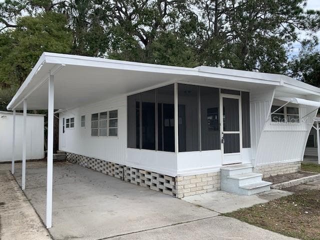 7803 46TH AVENUE N UNIT 115 ST PETERSBURG, FL 33709