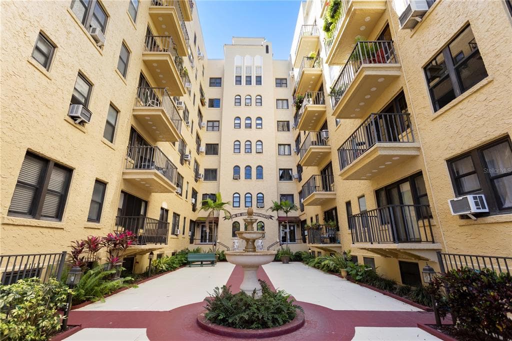 130 4TH AVENUE N UNIT 210