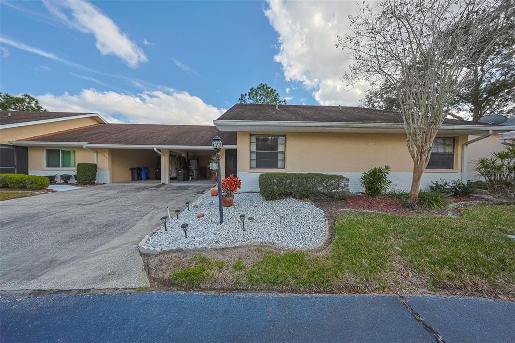 1763 ATRIUM DRIVE SUN CITY CENTER, FL 33573