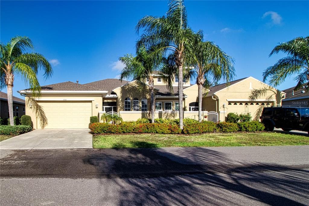 2244 SIFIELD GREENS WAY UNIT 35 SUN CITY CENTER, FL 33573